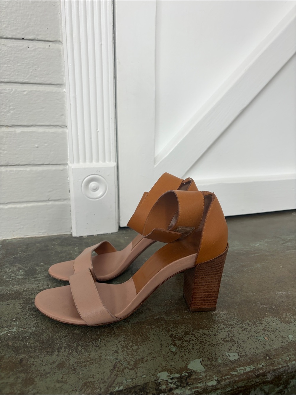 Women’s Chloe Two-Tone Block Heel Sandals in Nude and Tan